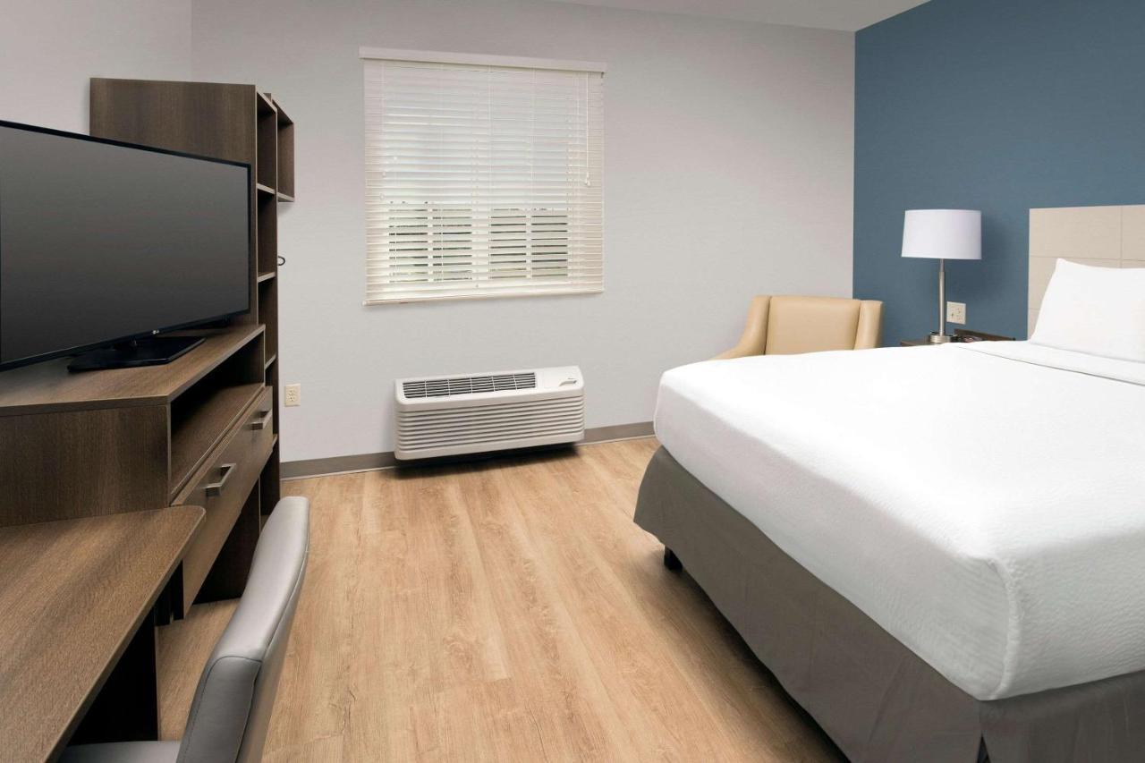 Woodspring Miami Southwest Hotel 2*