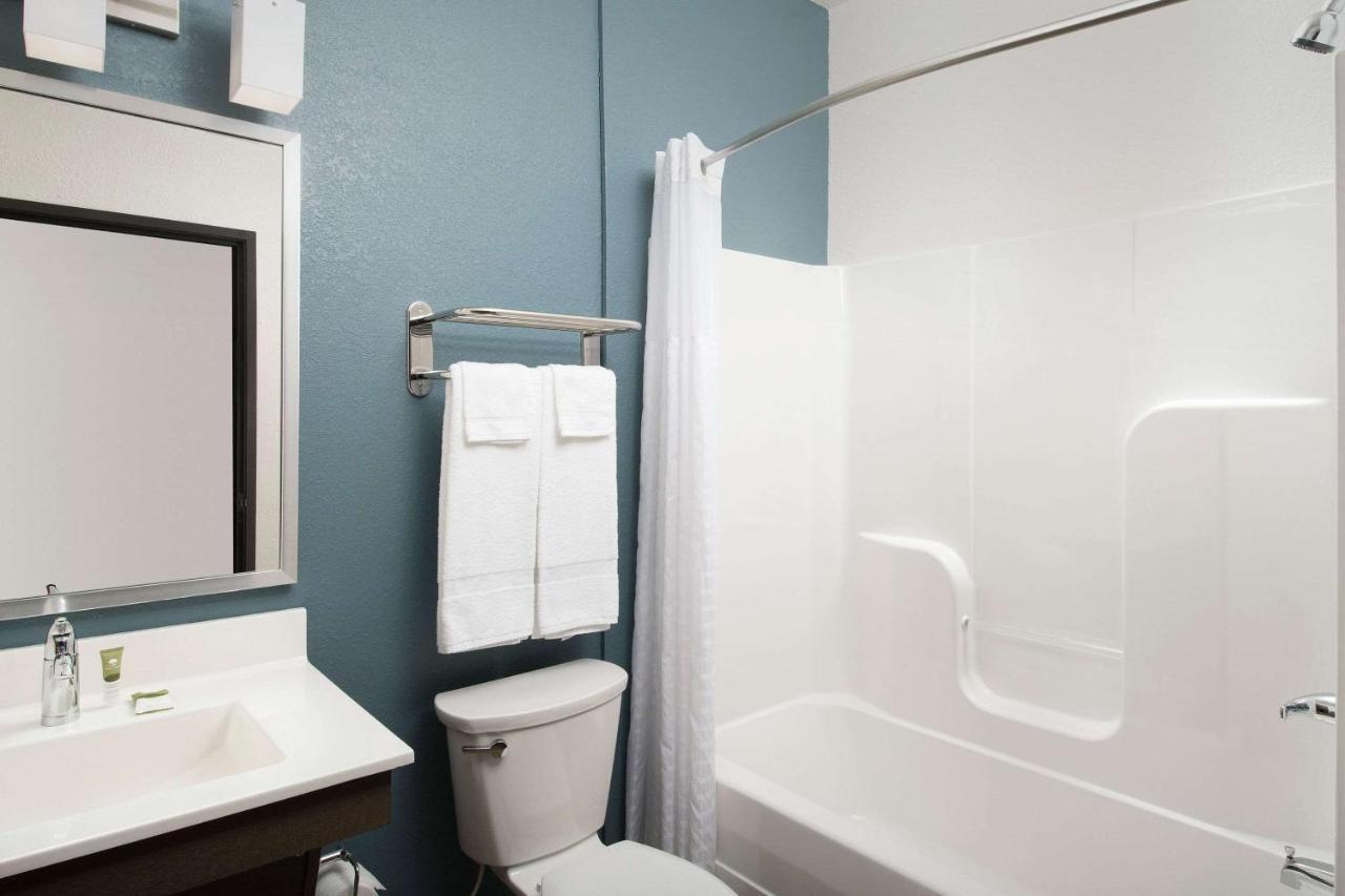 Woodspring Miami Southwest 2*